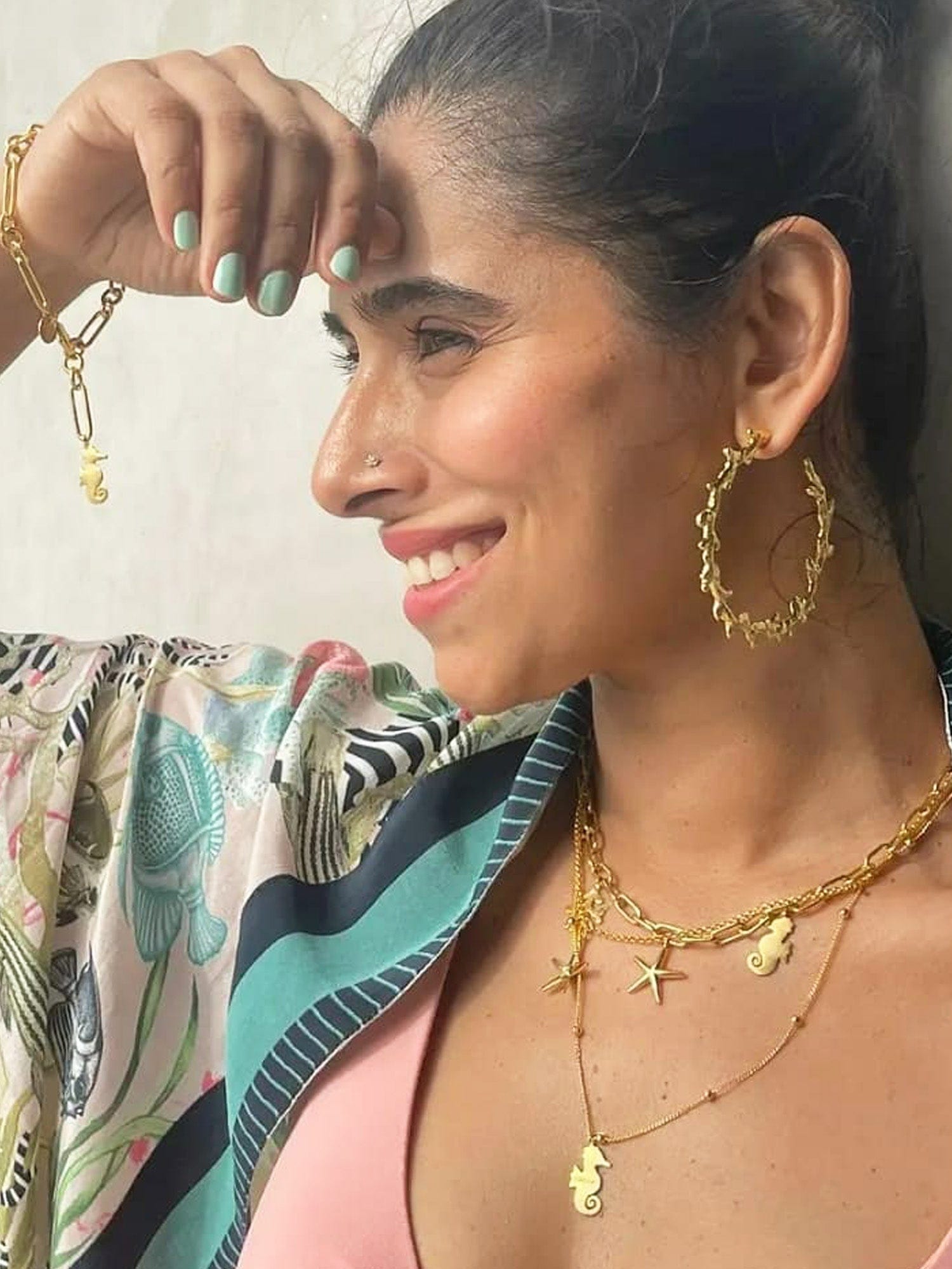 Nerice coral hoops
