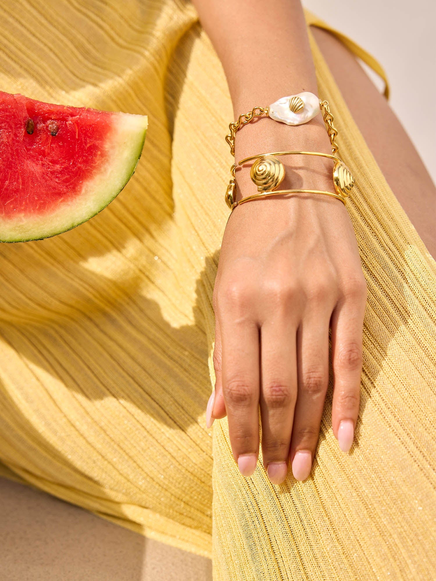 Swirl Snug Bangle
