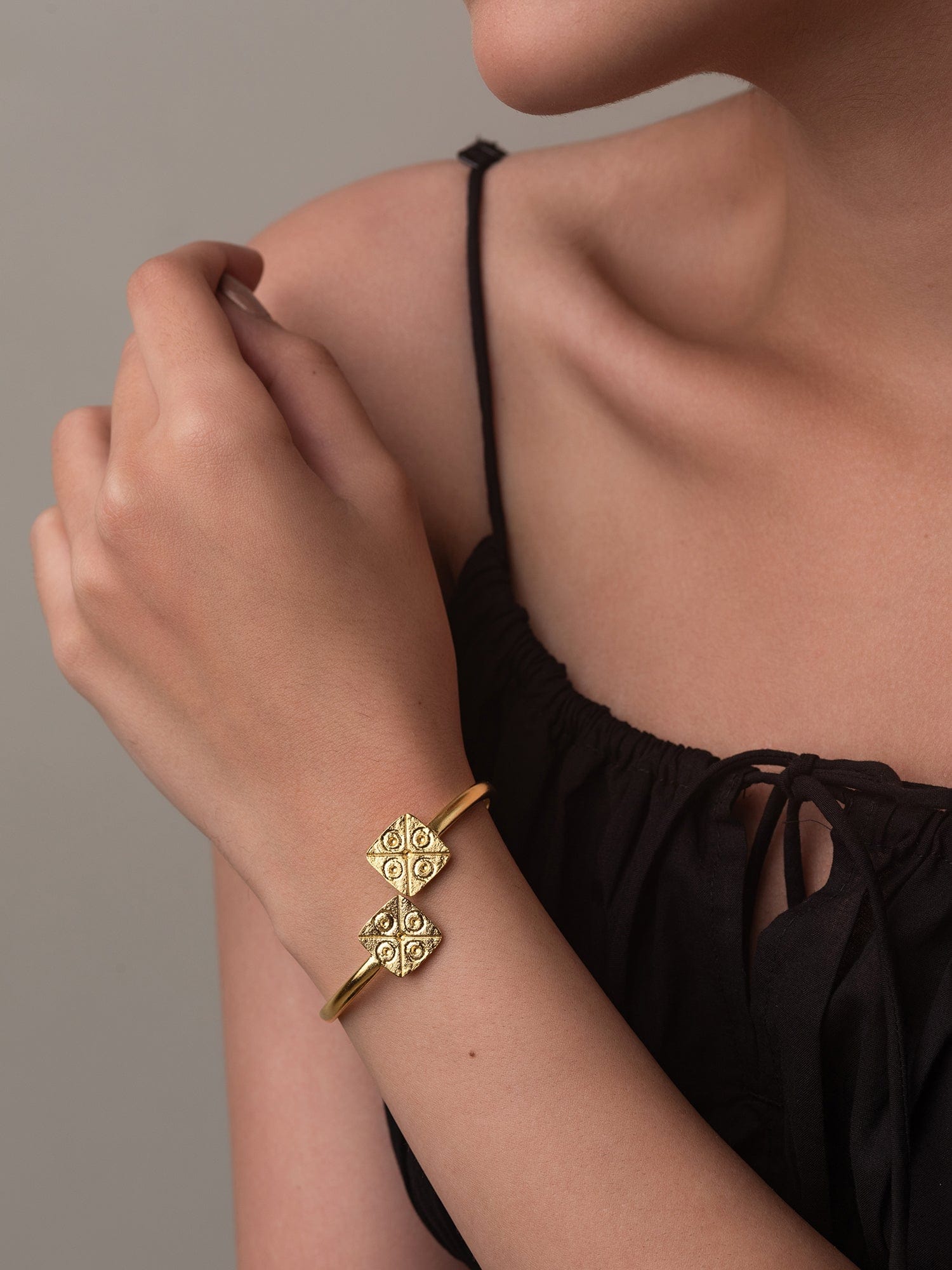 Mudra bracelet