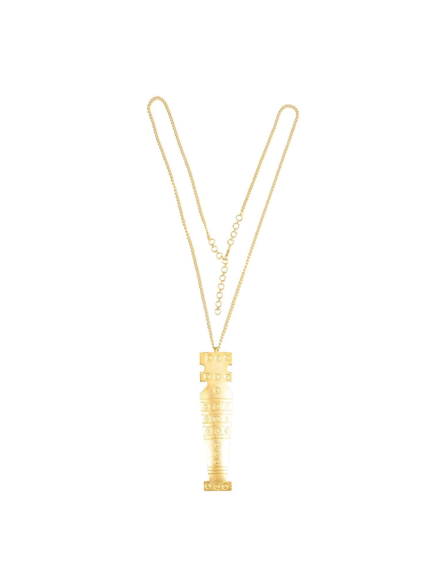Statuesque necklace