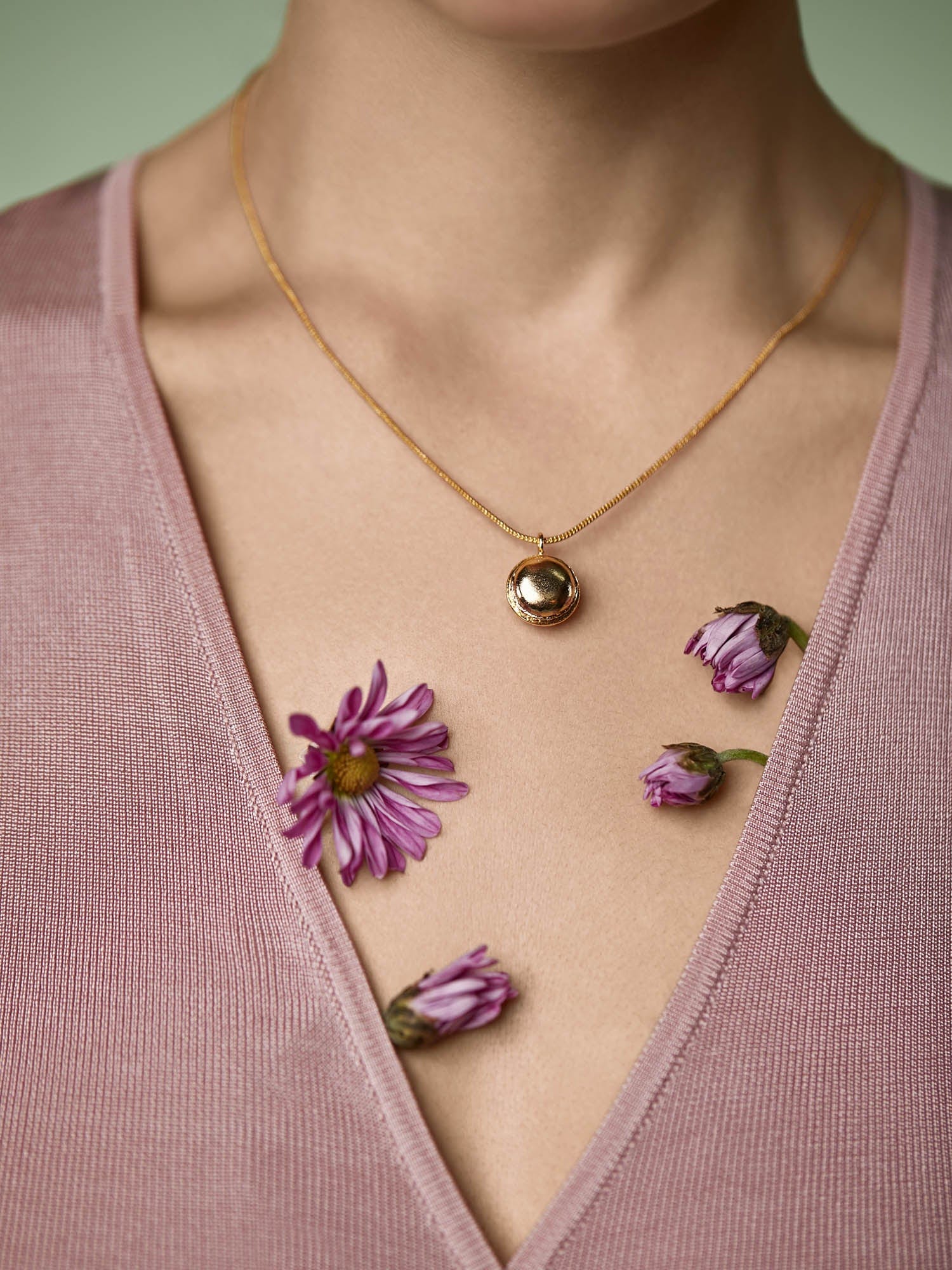 Celeste macaroon necklace