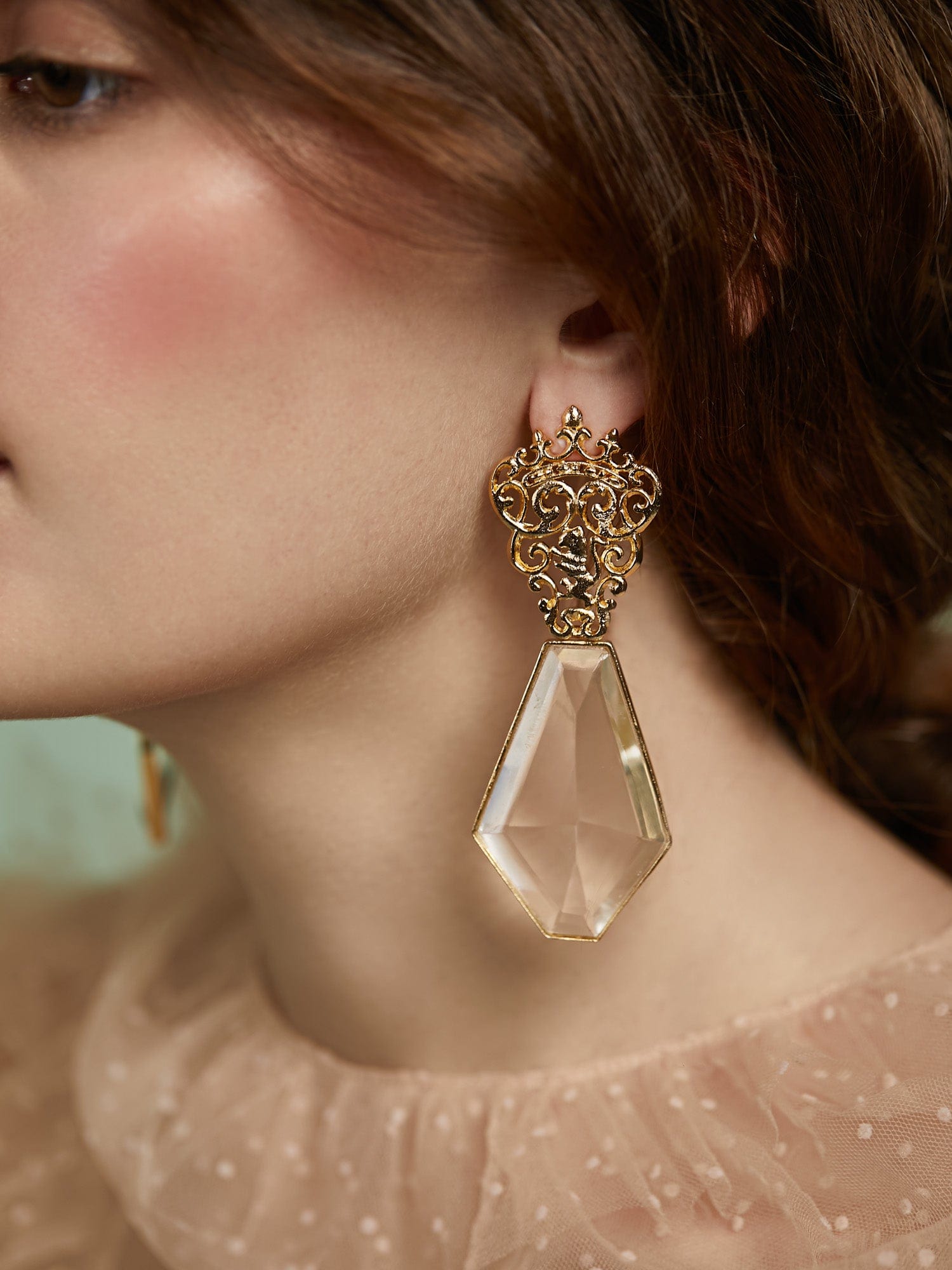 Marguerite crystal earrings