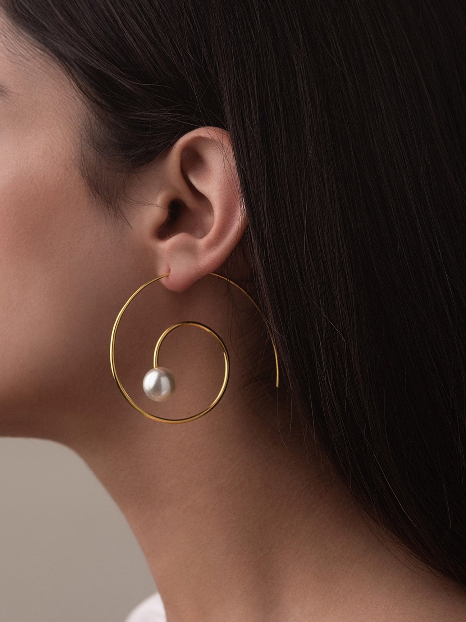 ピアス wing bling 14k Marguerite Swale pearl earrings Swirl Pearl earrings