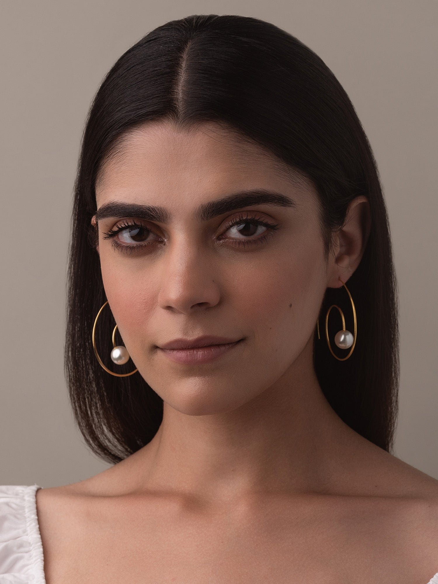 Swirl Pearl earrings