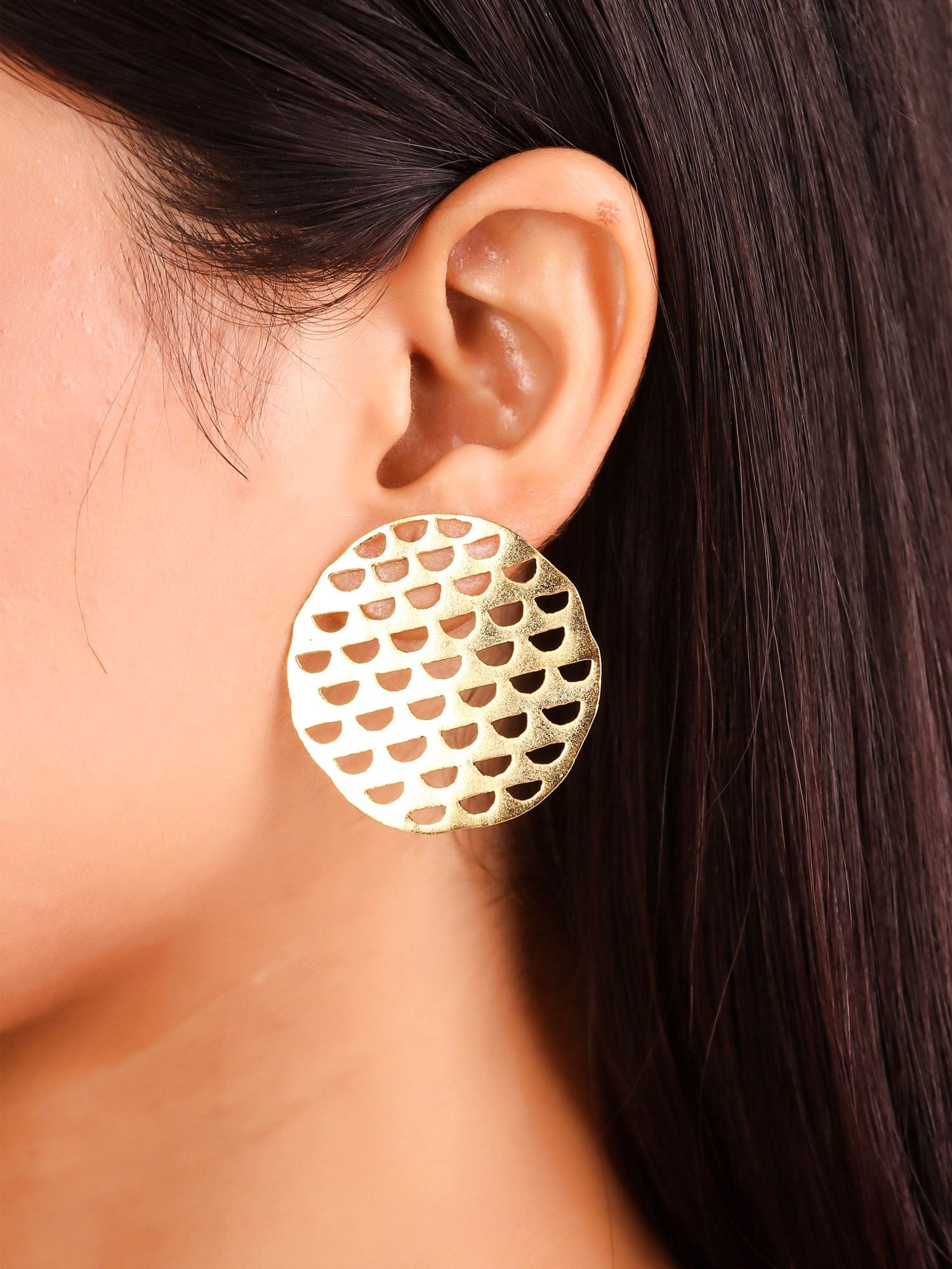 Astrid studs