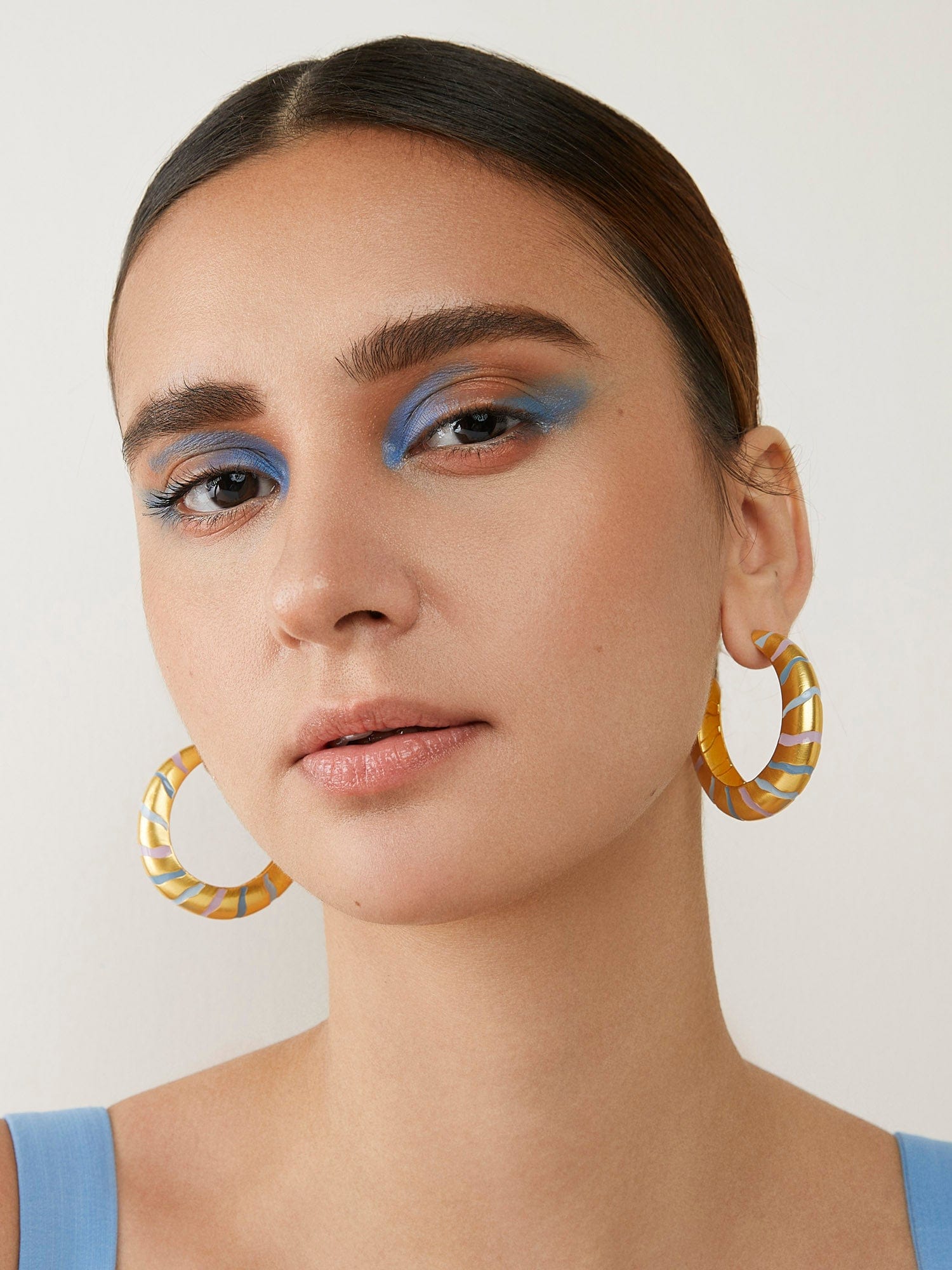 Lucia hoops