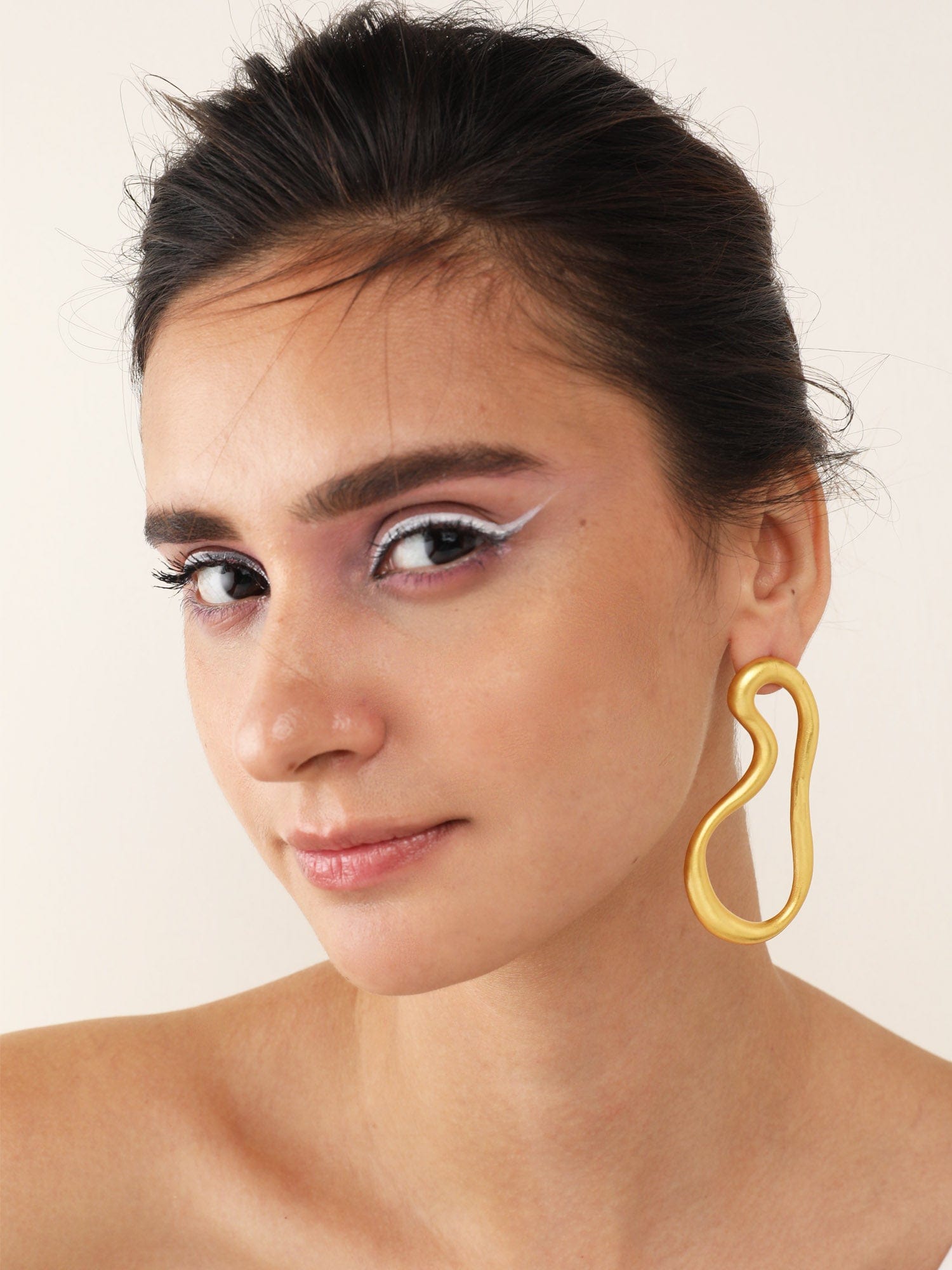 Leia hoops
