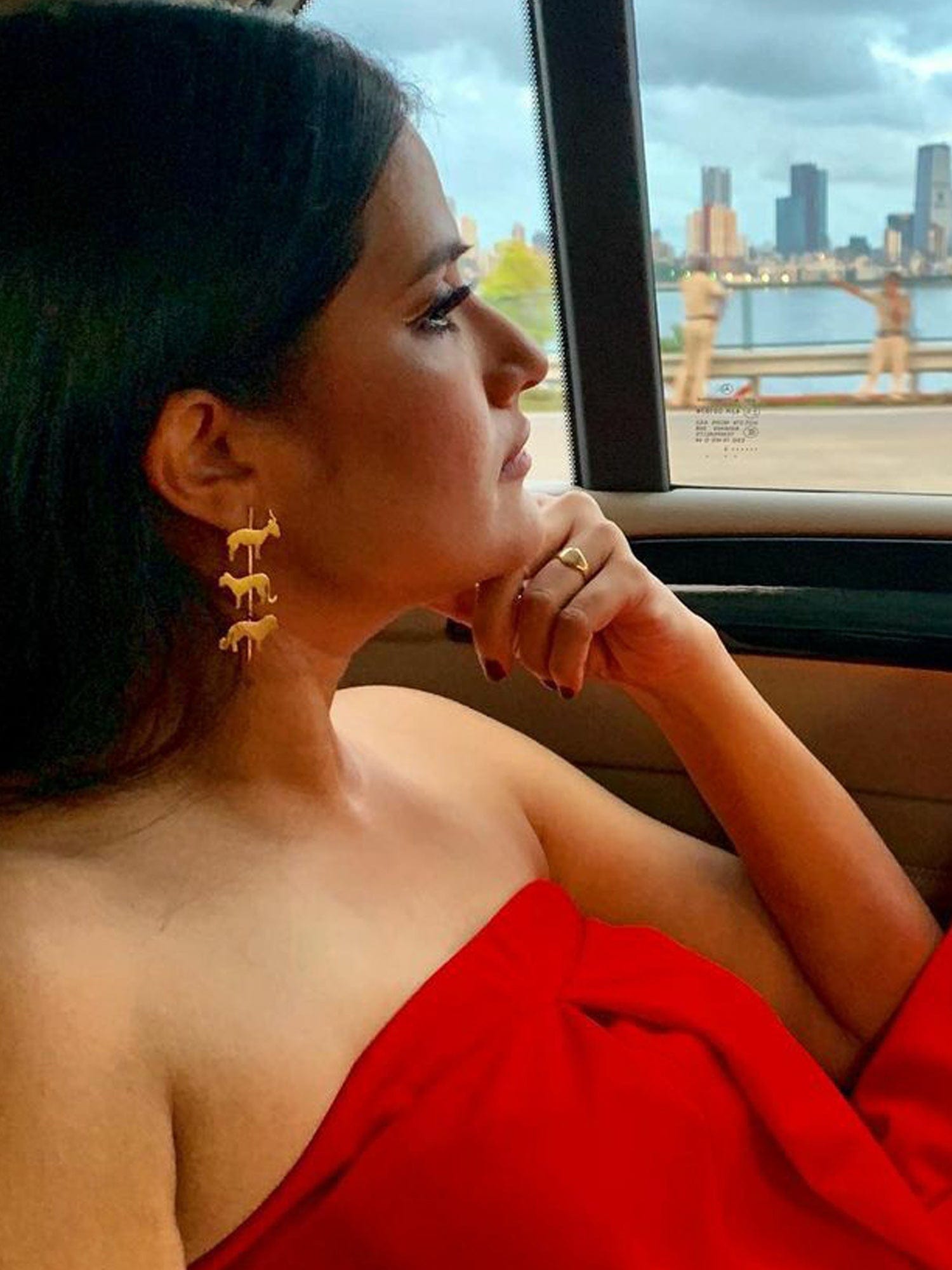 Isabis earrings