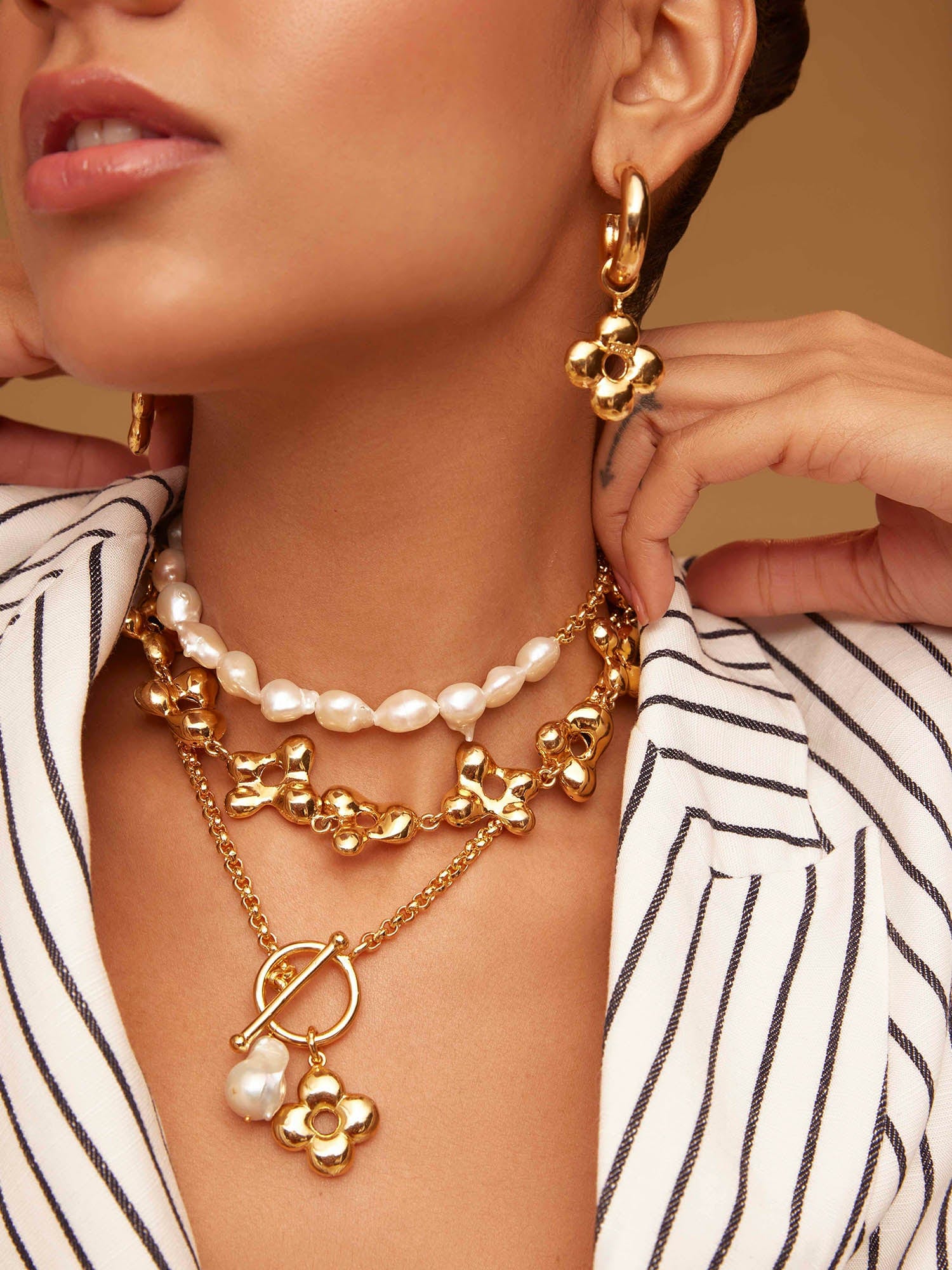 Dahlia necklace