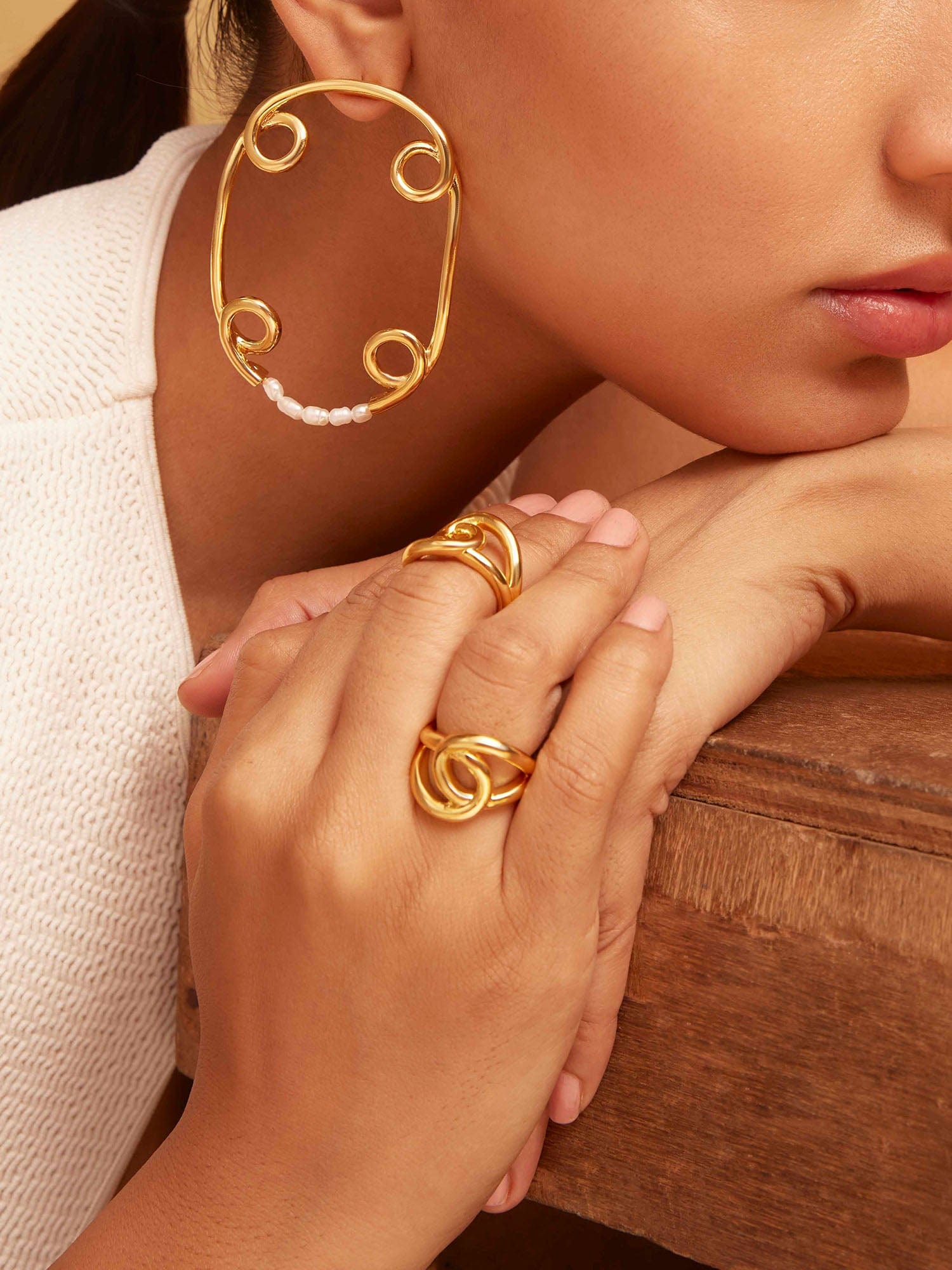 Jeanette ring