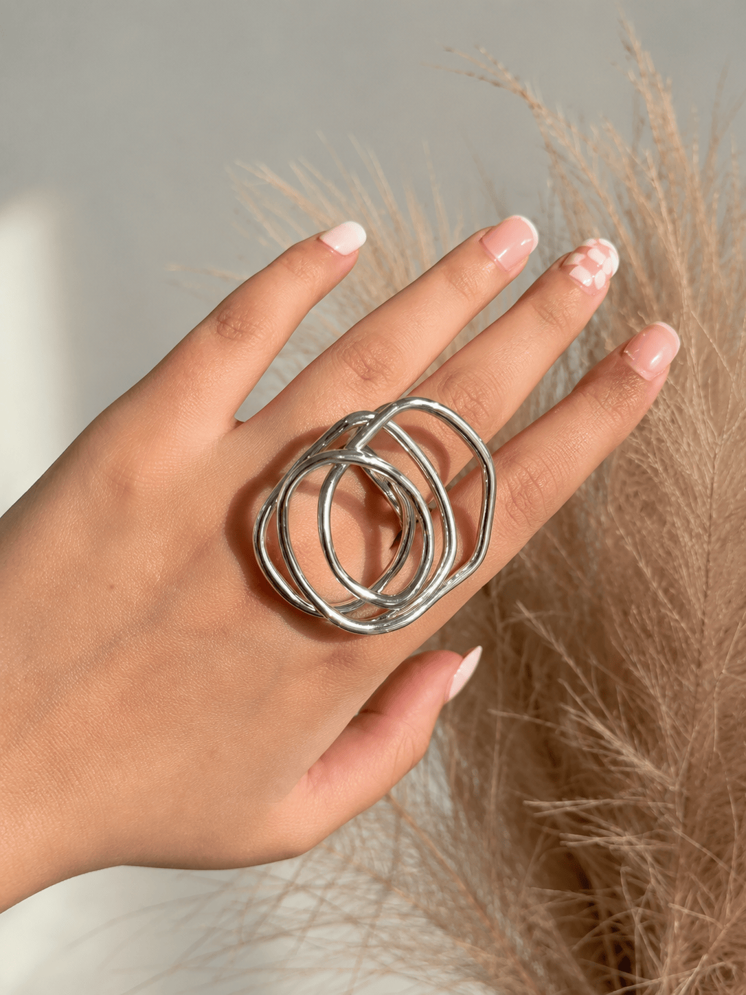Maja ring