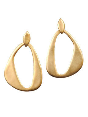 A la mode earrings