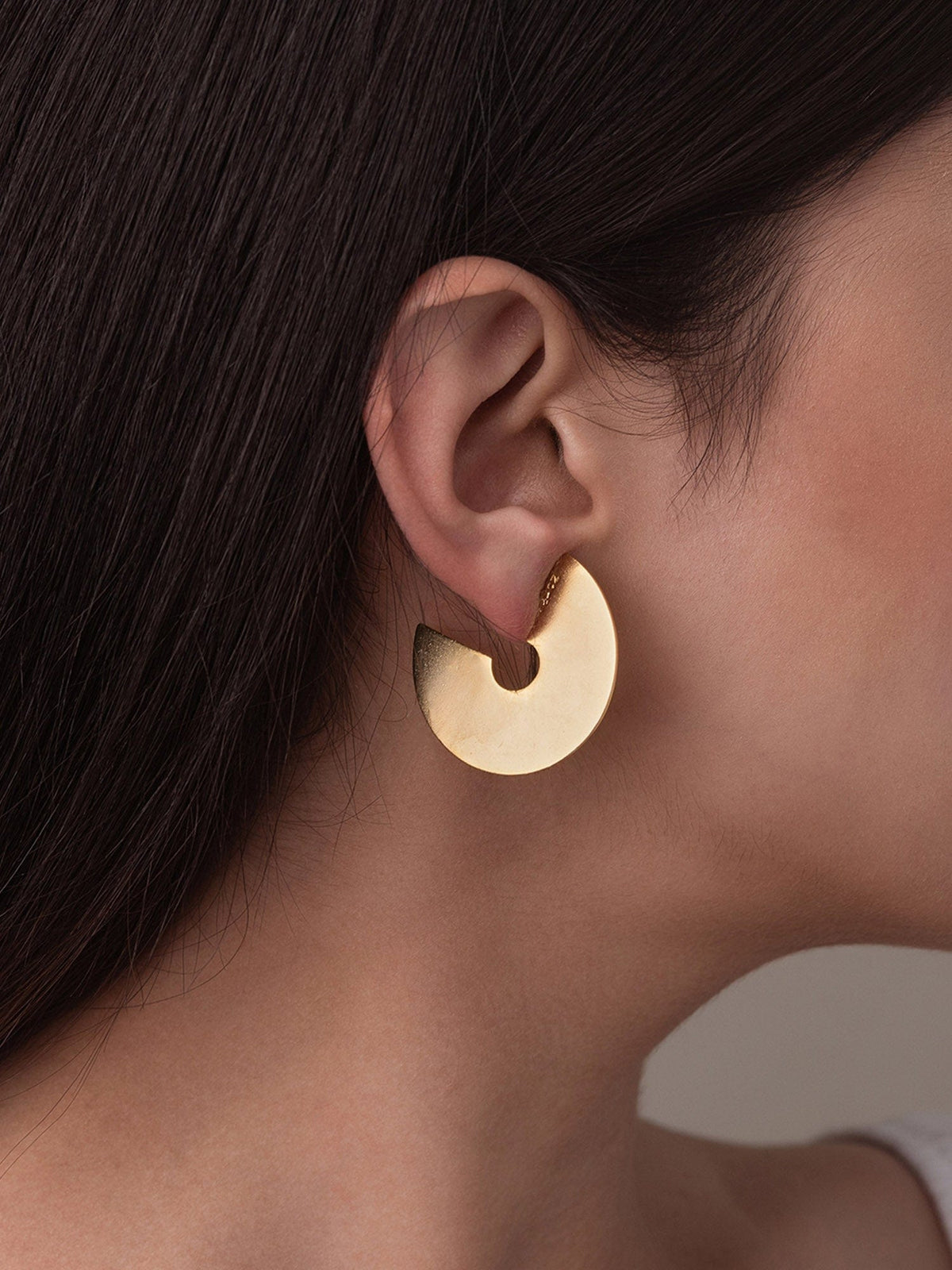 Disc earrings