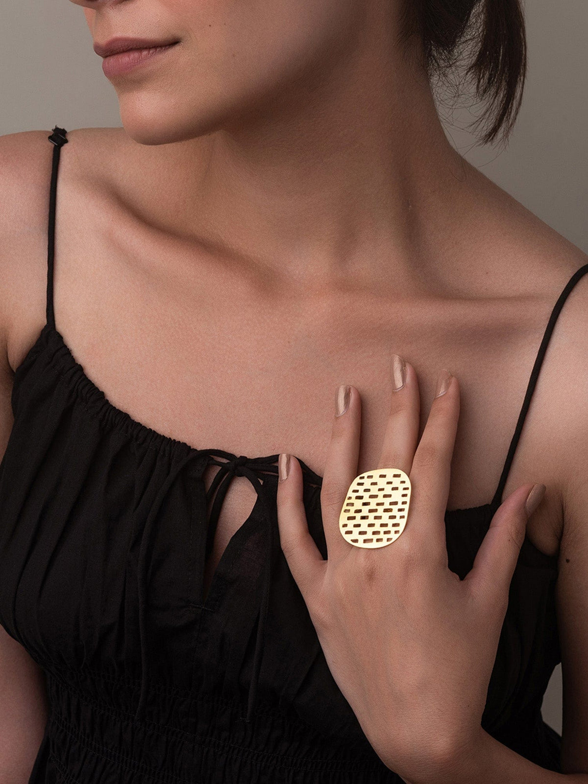 Nora ring