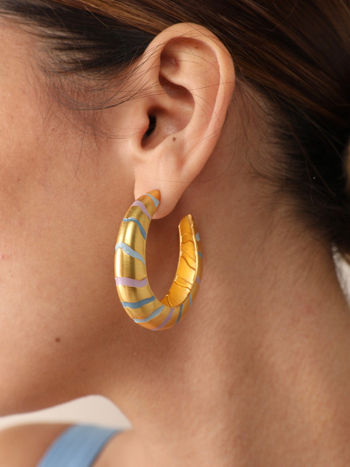 Lucia hoops