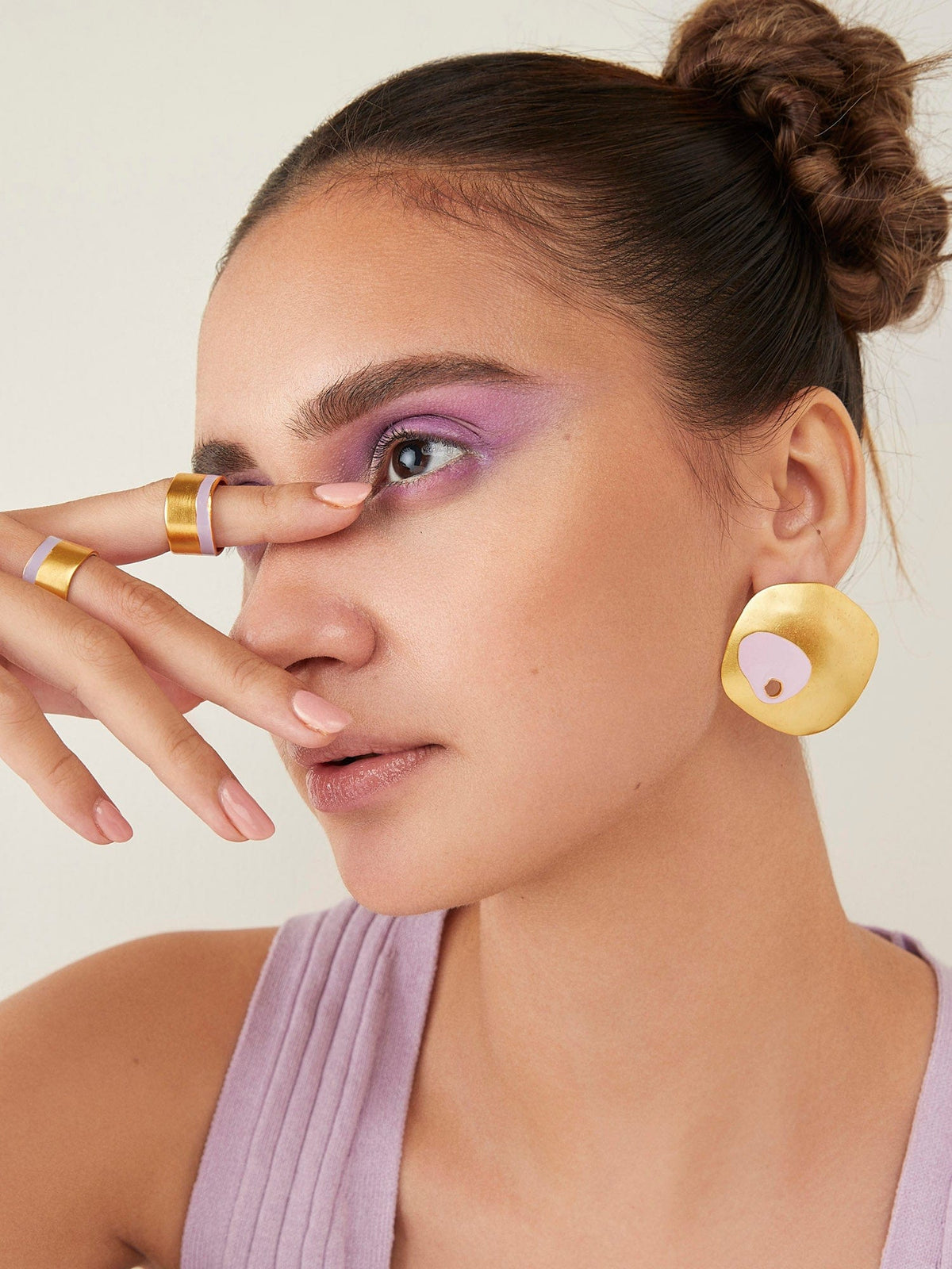 Isabella studs