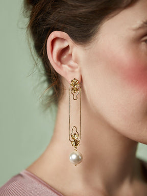 Belle earrings